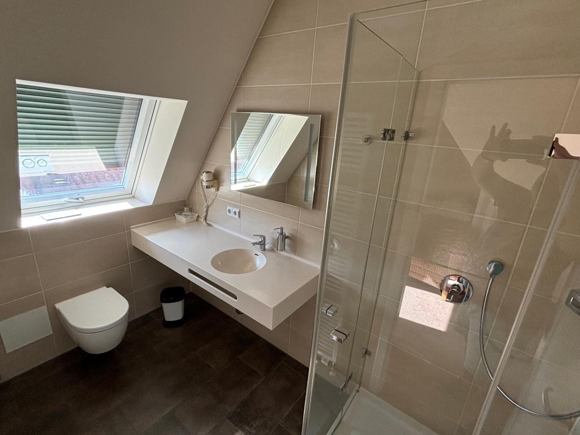 Hotel Ortel Gmbh Besigheim Buitenkant foto