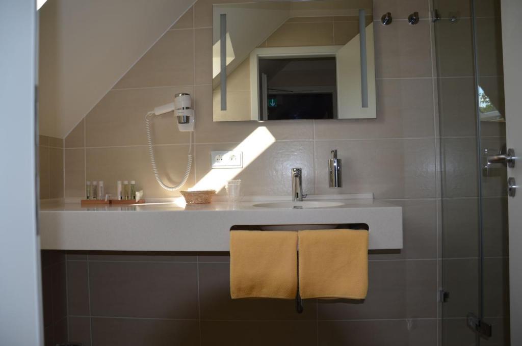 Hotel Ortel Gmbh Besigheim Kamer foto